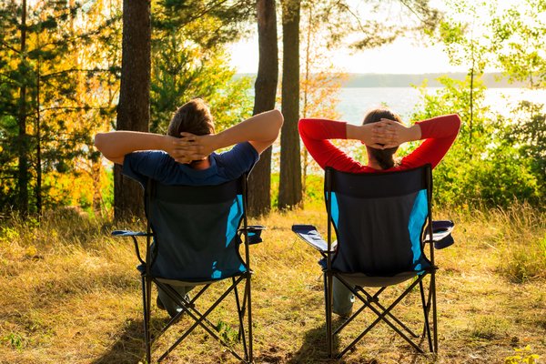 Vacances petit budget aveyron : charme et économies au camping