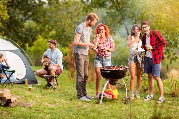 Découvrez les Meilleurs Spots de Camping Pas Cher dans l'Hérault